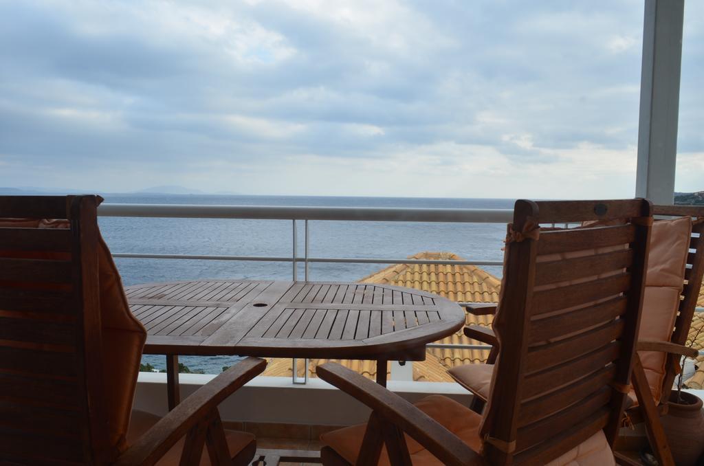 Giorgis Home Seafront Schinias Ngoại thất bức ảnh
