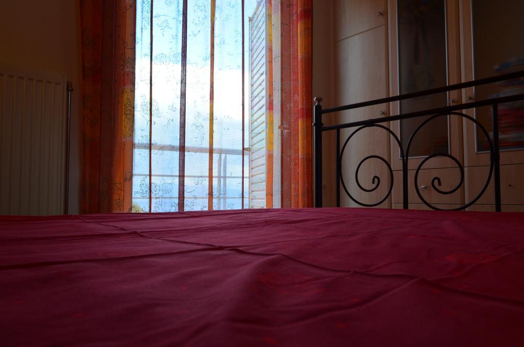 Giorgis Home Seafront Schinias Ngoại thất bức ảnh
